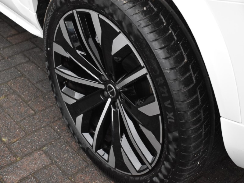 2025 (25) VOLVO XC90 2.0 B5P Plus Dark 5dr AWD Geartronic 4993693