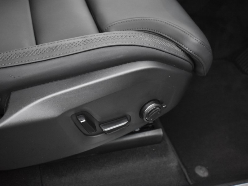 2025 (25) VOLVO XC90 2.0 B5P Plus Dark 5dr AWD Geartronic 4993667