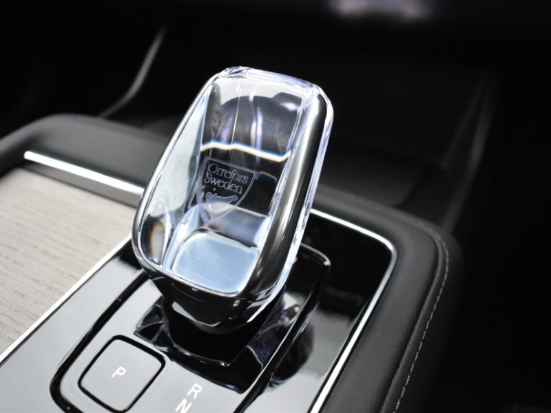 2025 (25) VOLVO XC90 2.0 B5P Plus Dark 5dr AWD Geartronic 4993657