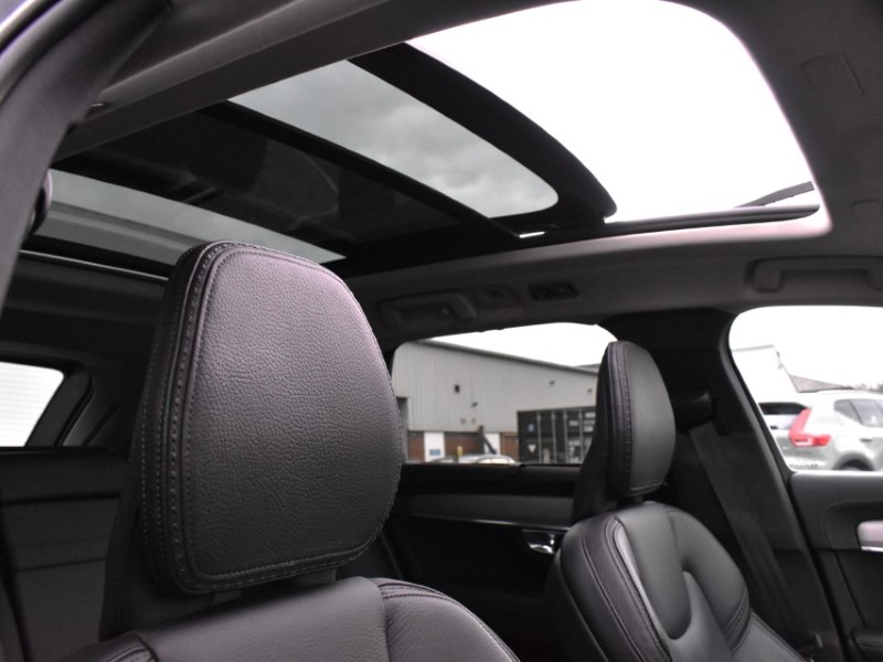 2020 (70) VOLVO V90 2.0 T5 Cross Country Plus 5dr AWD Geartronic 5011317