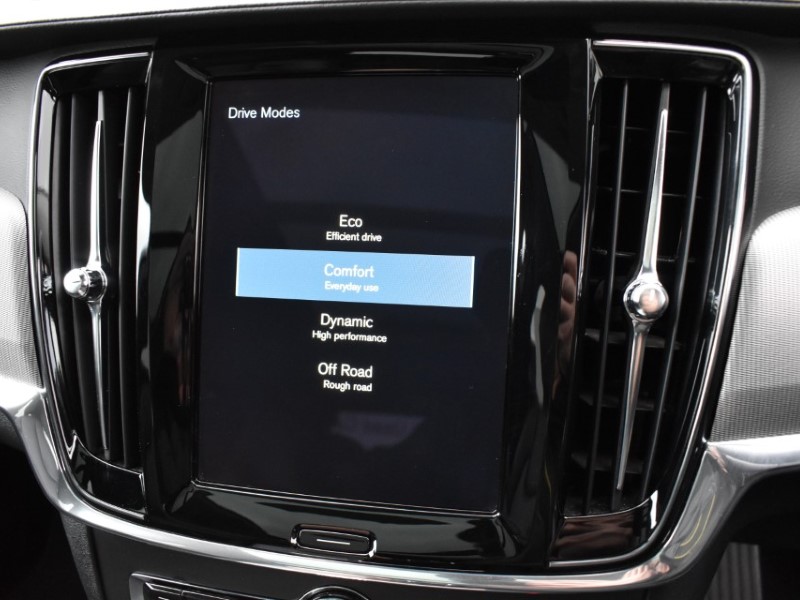 2020 (70) VOLVO V90 2.0 T5 Cross Country Plus 5dr AWD Geartronic 5011251