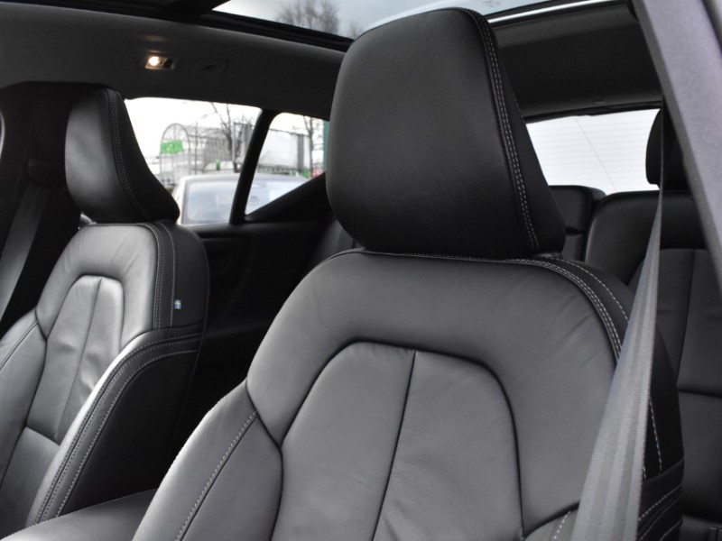 2022 (22) VOLVO XC40 1.5 T5 Recharge PHEV Ultimate Dark 5dr Auto 4987948