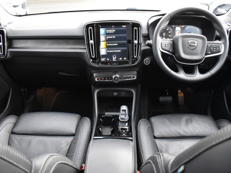 2022 (22) VOLVO XC40 1.5 T5 Recharge PHEV Ultimate Dark 5dr Auto 4987944