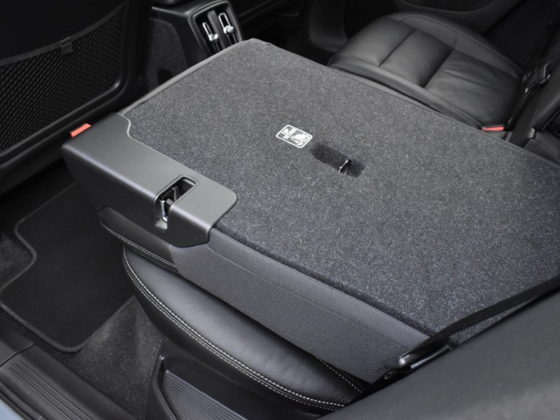 2022 (22) VOLVO XC40 1.5 T5 Recharge PHEV Ultimate Dark 5dr Auto 4987951