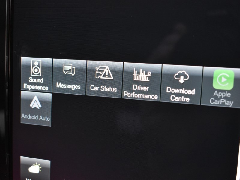 2022 (22) VOLVO XC40 1.5 T5 Recharge PHEV Ultimate Dark 5dr Auto 4987929