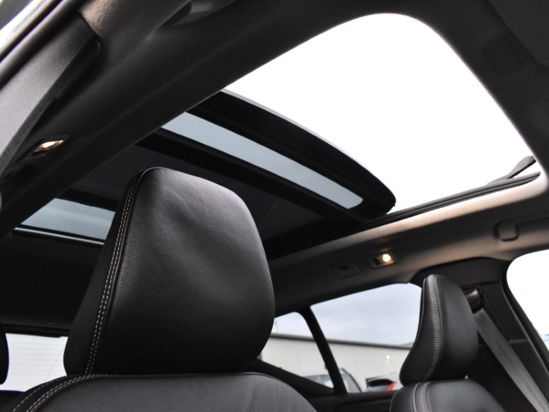 2022 (22) VOLVO XC40 1.5 T5 Recharge PHEV Ultimate Dark 5dr Auto 4987939