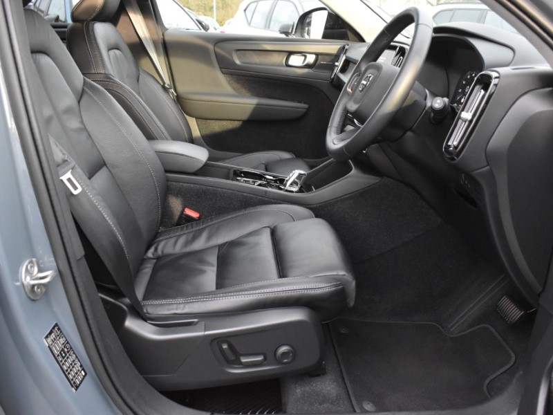 2022 (22) VOLVO XC40 1.5 T5 Recharge PHEV Ultimate Dark 5dr Auto 4987937