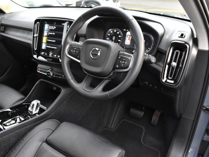 2022 (22) VOLVO XC40 1.5 T5 Recharge PHEV Ultimate Dark 5dr Auto 4987936