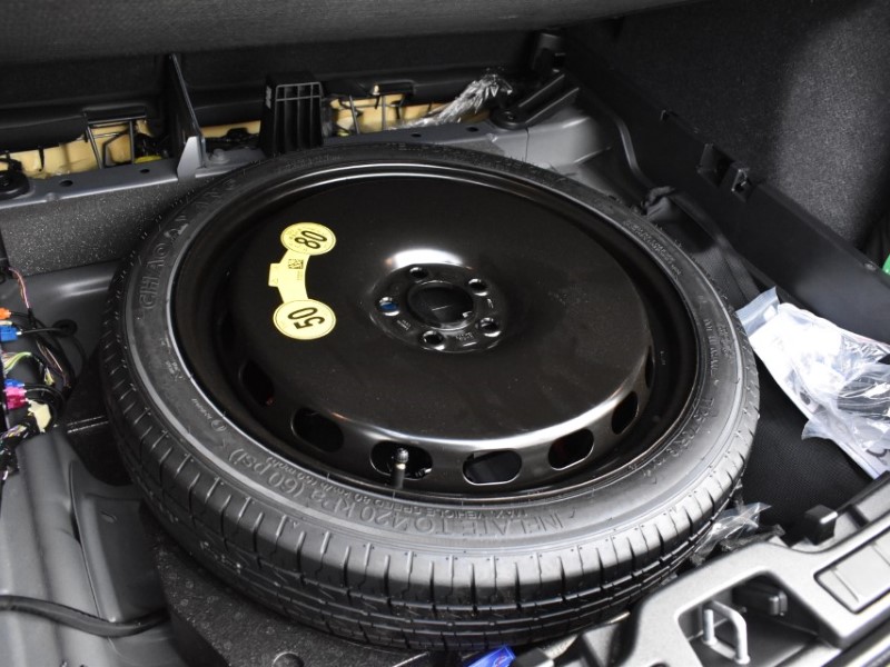 2022 (22) VOLVO XC40 1.5 T5 Recharge PHEV Ultimate Dark 5dr Auto 4987952