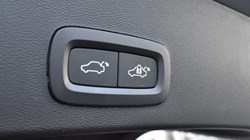 2022 (22) VOLVO XC40 1.5 T5 Recharge PHEV Ultimate Dark 5dr Auto 4987955