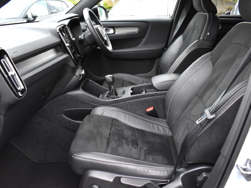 2021 (71) VOLVO XC40 1.5 T3 [163] R DESIGN 5dr 5009240