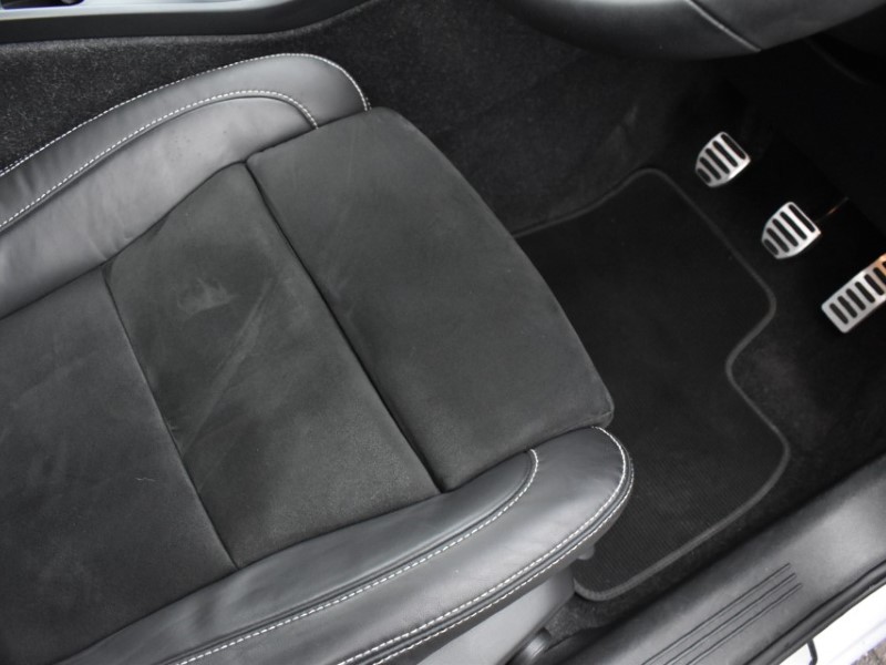 2021 (71) VOLVO XC40 1.5 T3 [163] R DESIGN 5dr 5009232