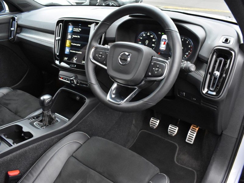 2021 (71) VOLVO XC40 1.5 T3 [163] R DESIGN 5dr 5009231