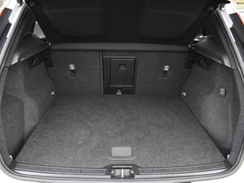 2021 (71) VOLVO XC40 1.5 T3 [163] R DESIGN 5dr 5009246