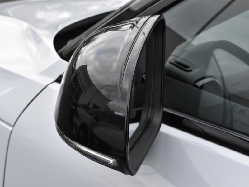 2021 (71) VOLVO XC40 1.5 T3 [163] R DESIGN 5dr 5009250