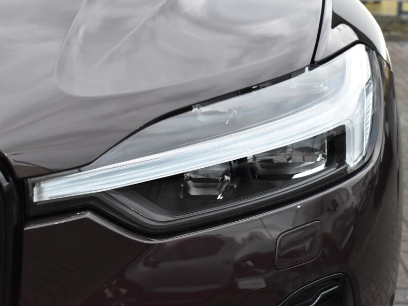 2025 (25) VOLVO XC60 2.0 B5P Ultra Dark 5dr AWD Geartronic 5041433