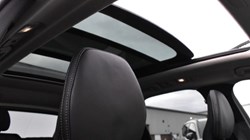 2025 (25) VOLVO XC60 2.0 B5P Ultra Dark 5dr AWD Geartronic 5041400