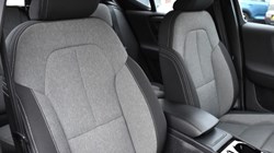 2024 (73) VOLVO XC40 2.0 B3P Plus Dark 5dr Auto 5019289