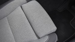 2024 (73) VOLVO XC40 2.0 B3P Plus Dark 5dr Auto 5019285