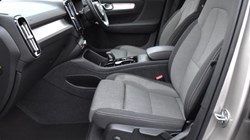 2024 (73) VOLVO XC40 2.0 B3P Plus Dark 5dr Auto 5019322