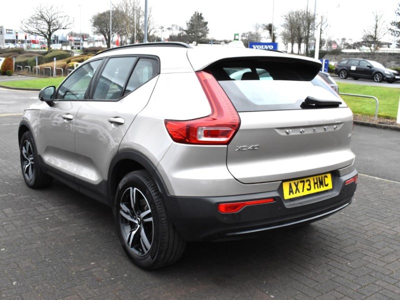 2024 (73) VOLVO XC40 2.0 B3P Plus Dark 5dr Auto 5019263
