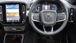 2024 (73) VOLVO XC40 2.0 B3P Plus Dark 5dr Auto 5019320