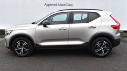 2024 (73) VOLVO XC40 2.0 B3P Plus Dark 5dr Auto 5019267