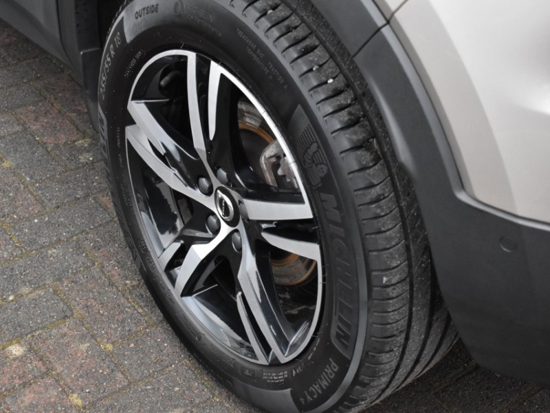 2024 (73) VOLVO XC40 2.0 B3P Plus Dark 5dr Auto 5019335