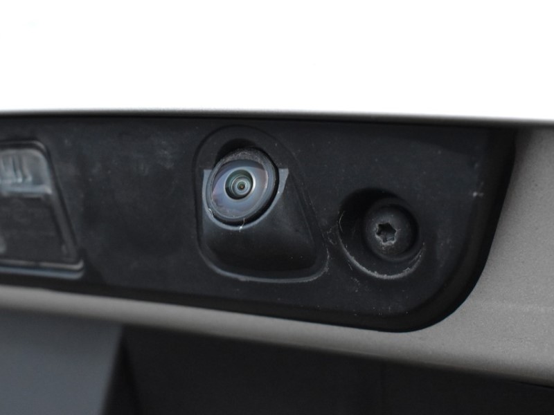 2024 (73) VOLVO XC40 2.0 B3P Plus Dark 5dr Auto 5019331