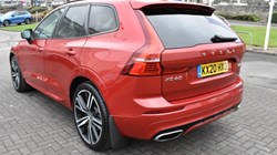 2020 (20) VOLVO XC60 2.0 B5D R DESIGN Pro 5dr AWD Geartronic 5014834