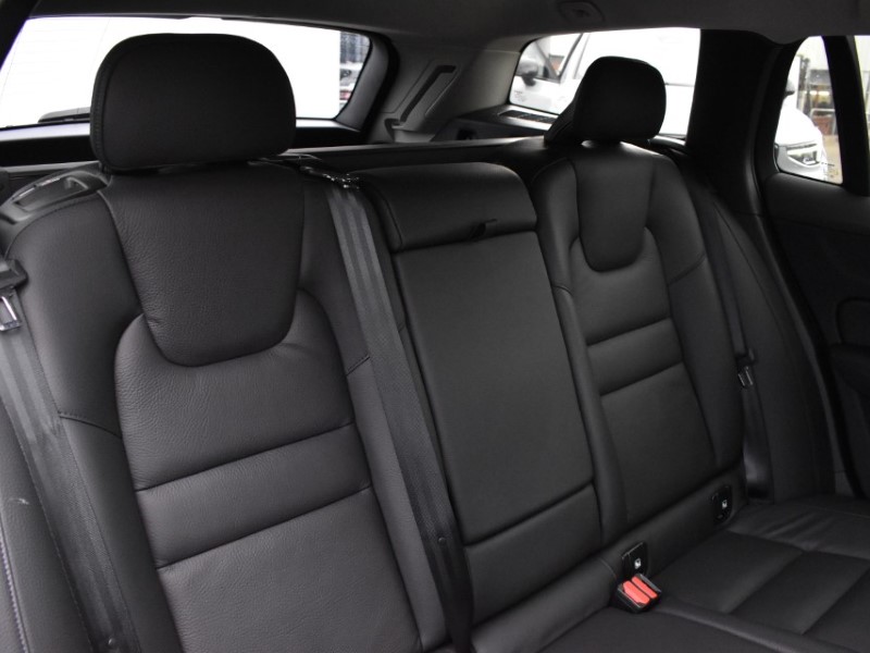 2025 (74) VOLVO V60 2.0 B4P Plus Dark 5dr Auto [7 speed] 5045537