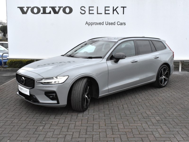 2025 (74) VOLVO V60 2.0 B4P Plus Dark 5dr Auto [7 speed] 5045515
