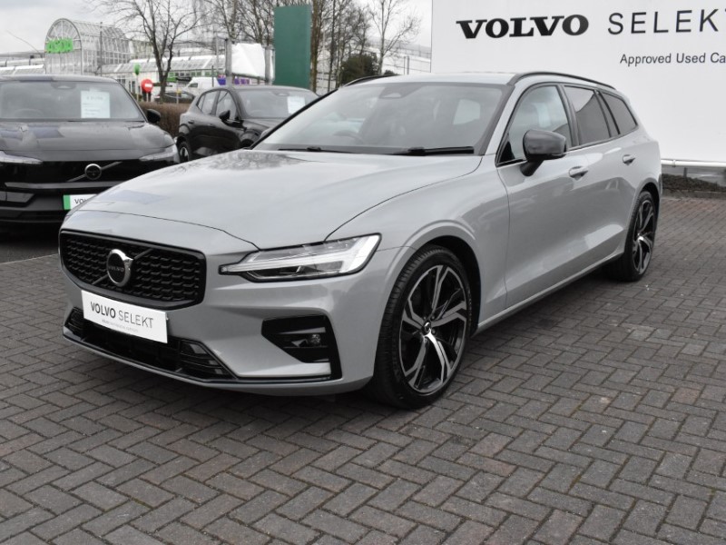 2025 (74) VOLVO V60 2.0 B4P Plus Dark 5dr Auto [7 speed] 5045509