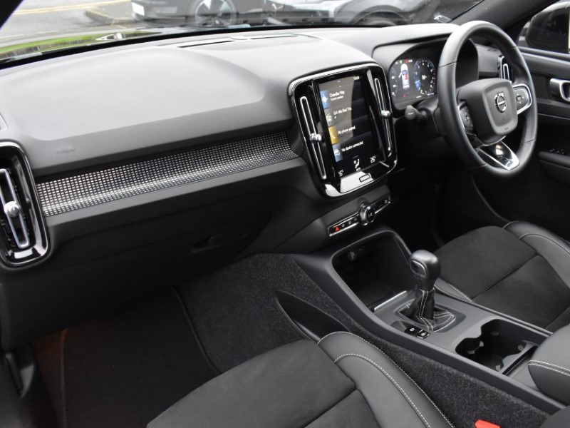 2021 (71) VOLVO XC40 1.5 T3 [163] R DESIGN 5dr 5019535