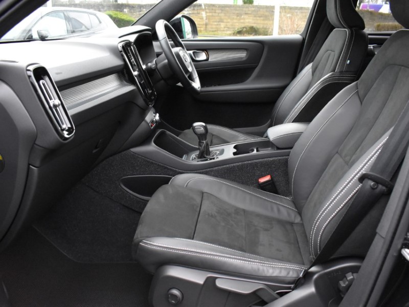2021 (71) VOLVO XC40 1.5 T3 [163] R DESIGN 5dr 5019534