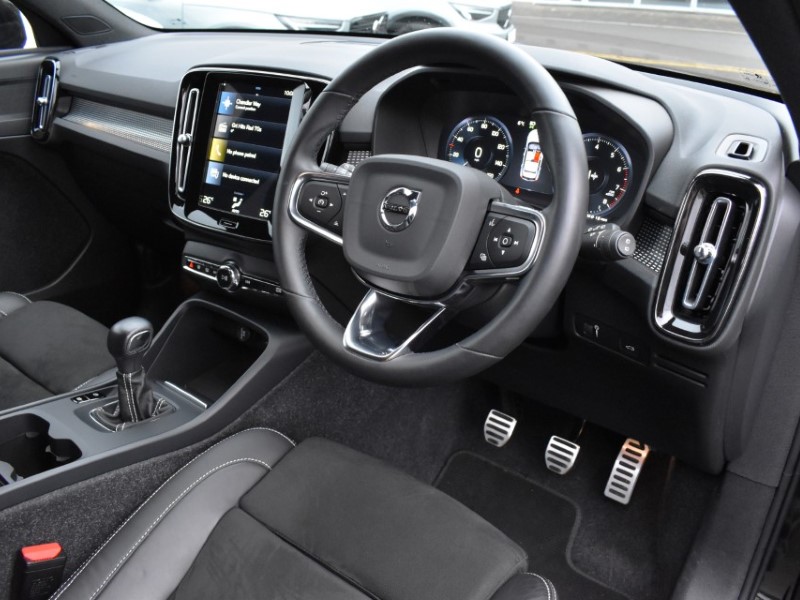 2021 (71) VOLVO XC40 1.5 T3 [163] R DESIGN 5dr 5019528