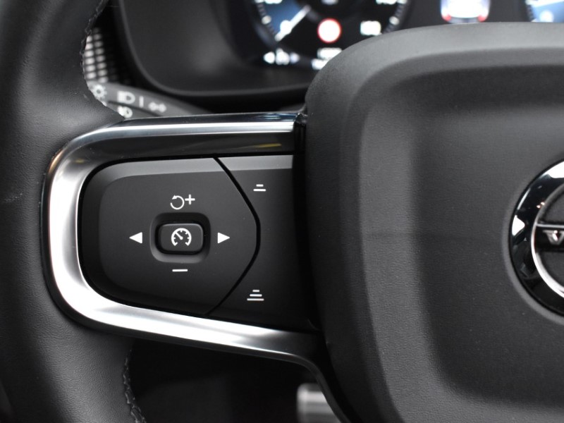 2021 (71) VOLVO XC40 1.5 T3 [163] R DESIGN 5dr 5019524