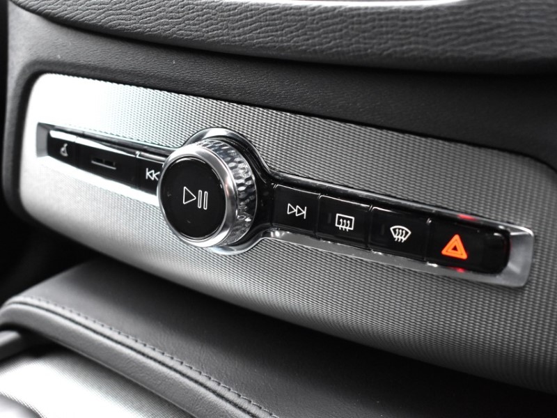 2023 (23) VOLVO XC90 2.0 B5P [250] Core 5dr AWD Geartronic 5022131