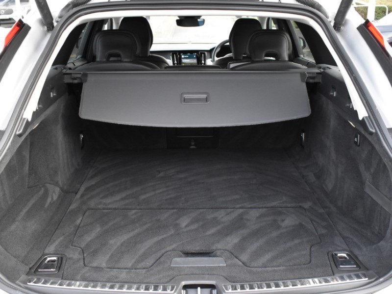 2025 (74) VOLVO V90 2.0 T6 [350] PHEV Plus Dark 5dr AWD Auto 5060643