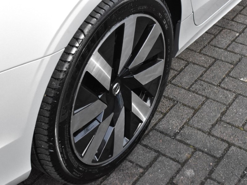 2025 (74) VOLVO V90 2.0 T6 [350] PHEV Plus Dark 5dr AWD Auto 5060656