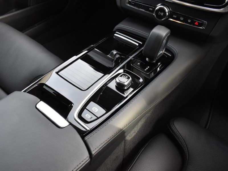 2025 (74) VOLVO V90 2.0 T6 [350] PHEV Plus Dark 5dr AWD Auto 5060624