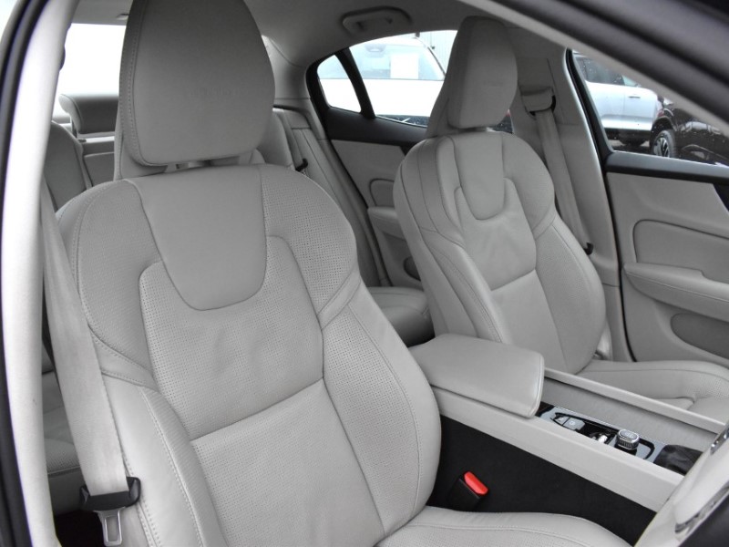 2019 (69) VOLVO S60 2.0 T5 Inscription Plus 4dr Auto 5054325