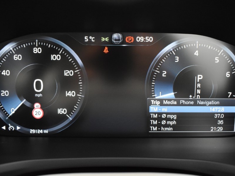 2019 (69) VOLVO S60 2.0 T5 Inscription Plus 4dr Auto 5054309