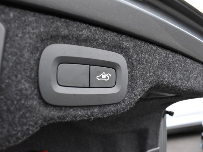 2019 (69) VOLVO S60 2.0 T5 Inscription Plus 4dr Auto 5054331