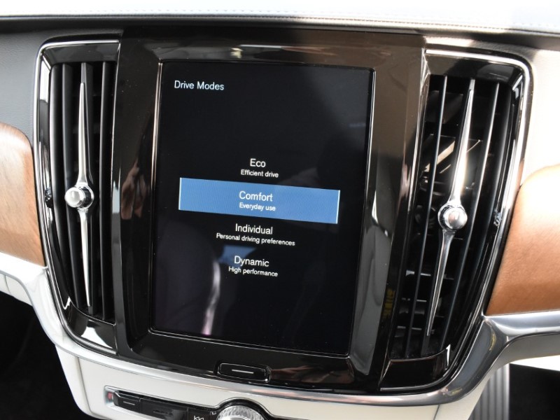 2020 (70) VOLVO V90 2.0 D4 Inscription Plus 5dr Geartronic 5041041