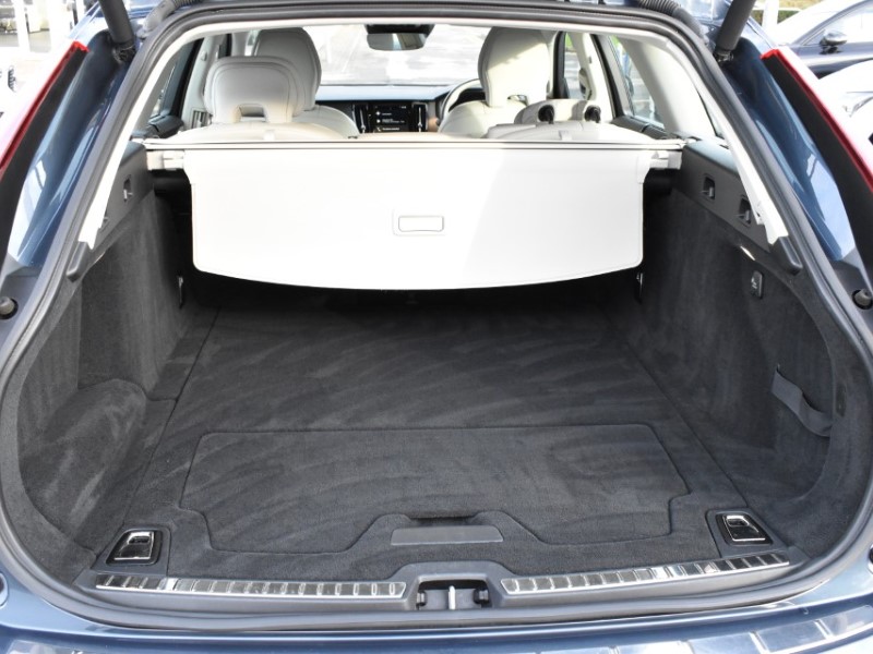 2020 (70) VOLVO V90 2.0 D4 Inscription Plus 5dr Geartronic 5041068