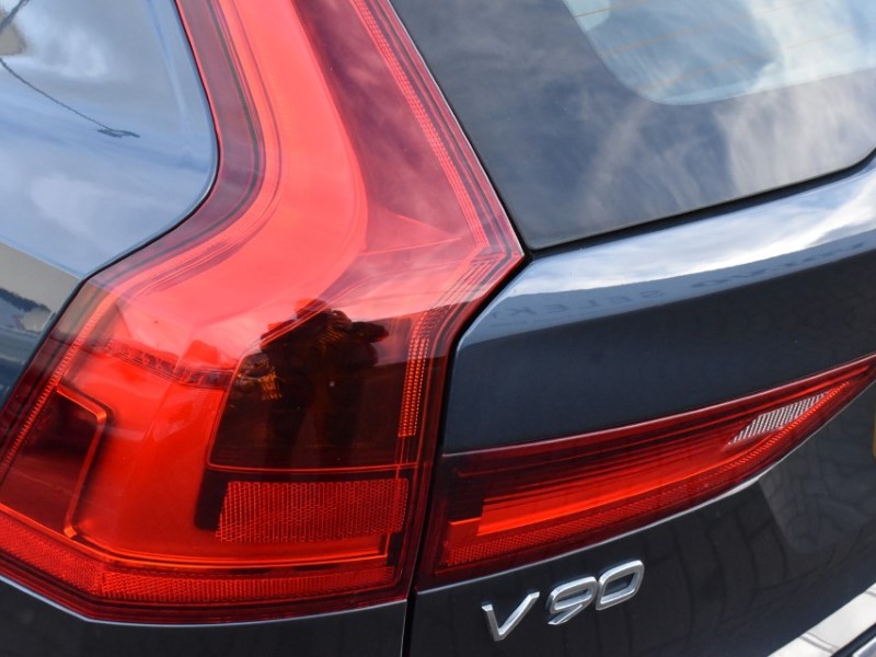 2020 (70) VOLVO V90 2.0 D4 Inscription Plus 5dr Geartronic 5041074