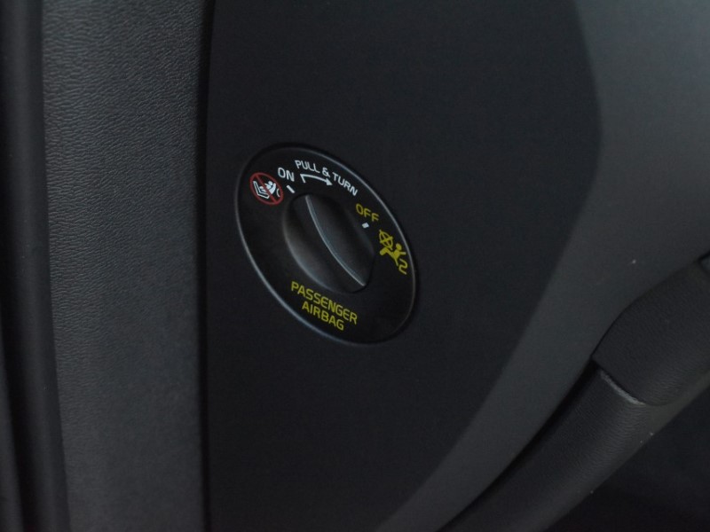 2021 (71) VOLVO XC40 300kW Recharge Twin Pro 78kWh 5dr AWD Auto 5074566