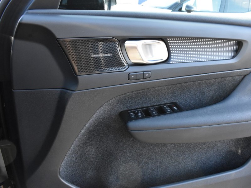 2021 (71) VOLVO XC40 300kW Recharge Twin Pro 78kWh 5dr AWD Auto 5074552