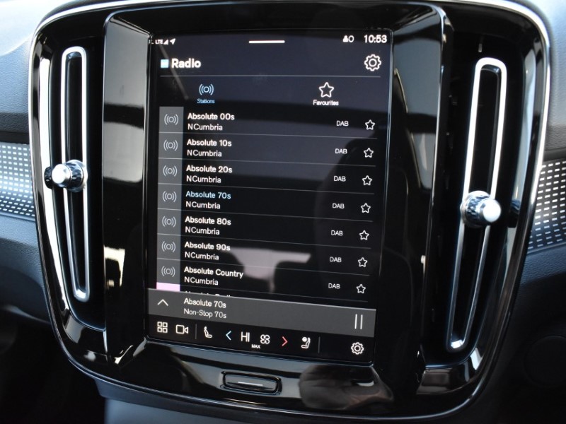 2021 (71) VOLVO XC40 300kW Recharge Twin Pro 78kWh 5dr AWD Auto 5074541